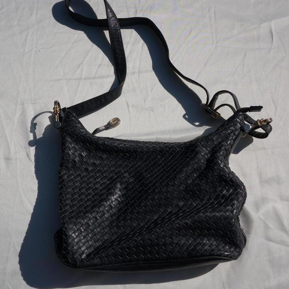 American Vintage Women's Black and Gold Bag
